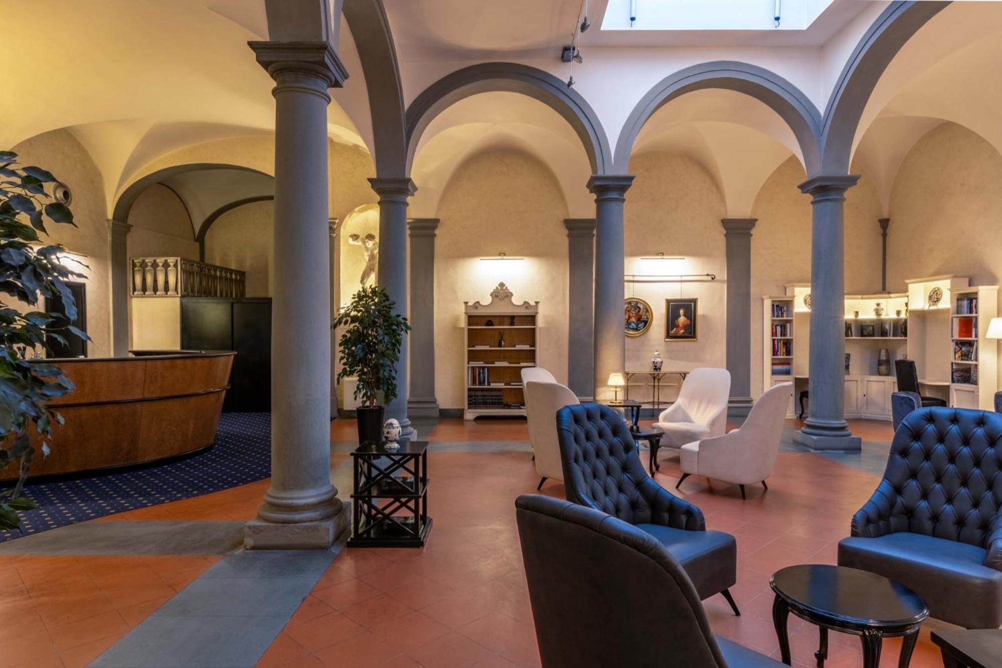 Relais Hotel Centrale "Dimora Storica" Флоренция Экстерьер фото