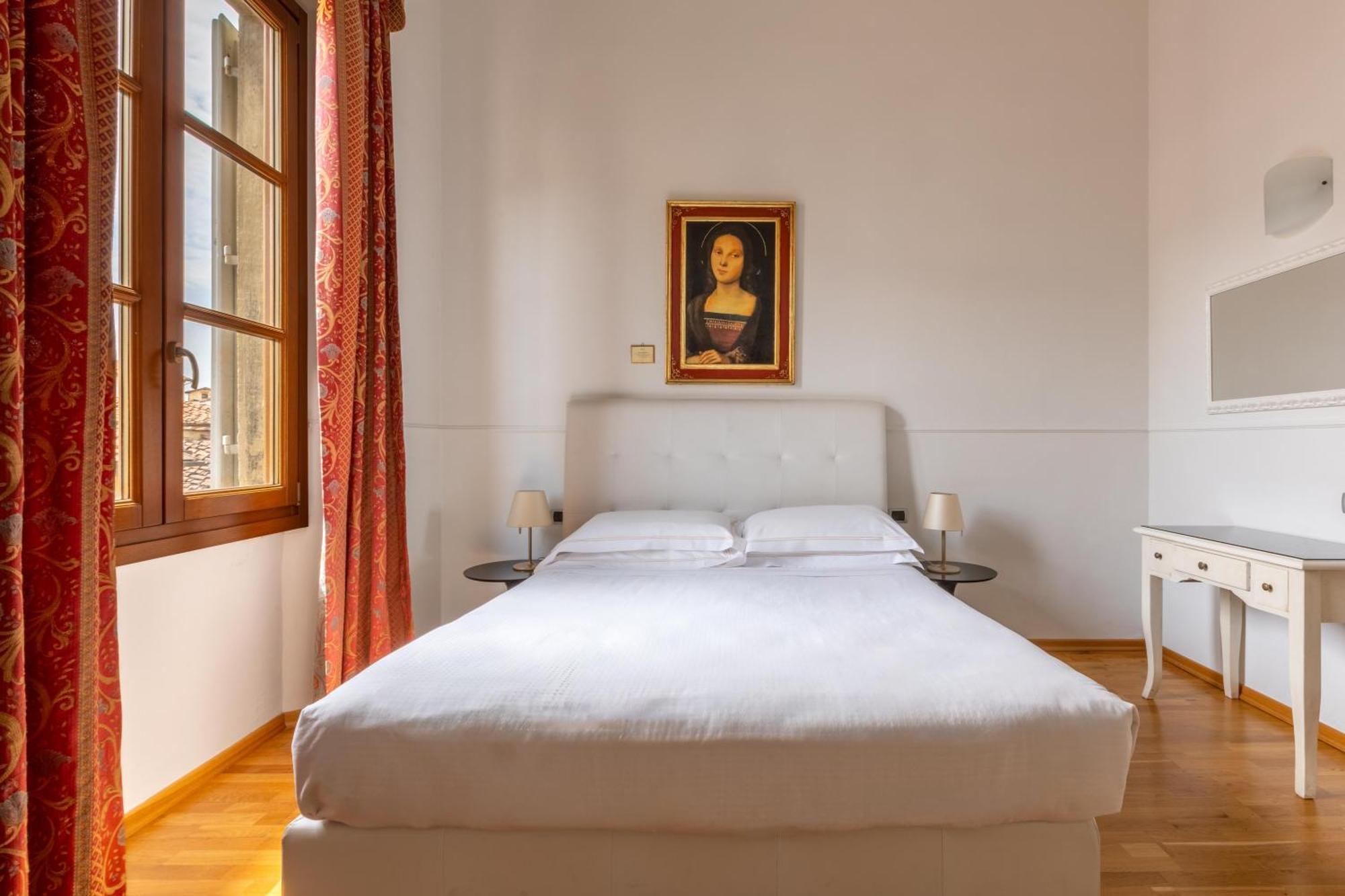 Relais Hotel Centrale "Dimora Storica" Флоренция Экстерьер фото