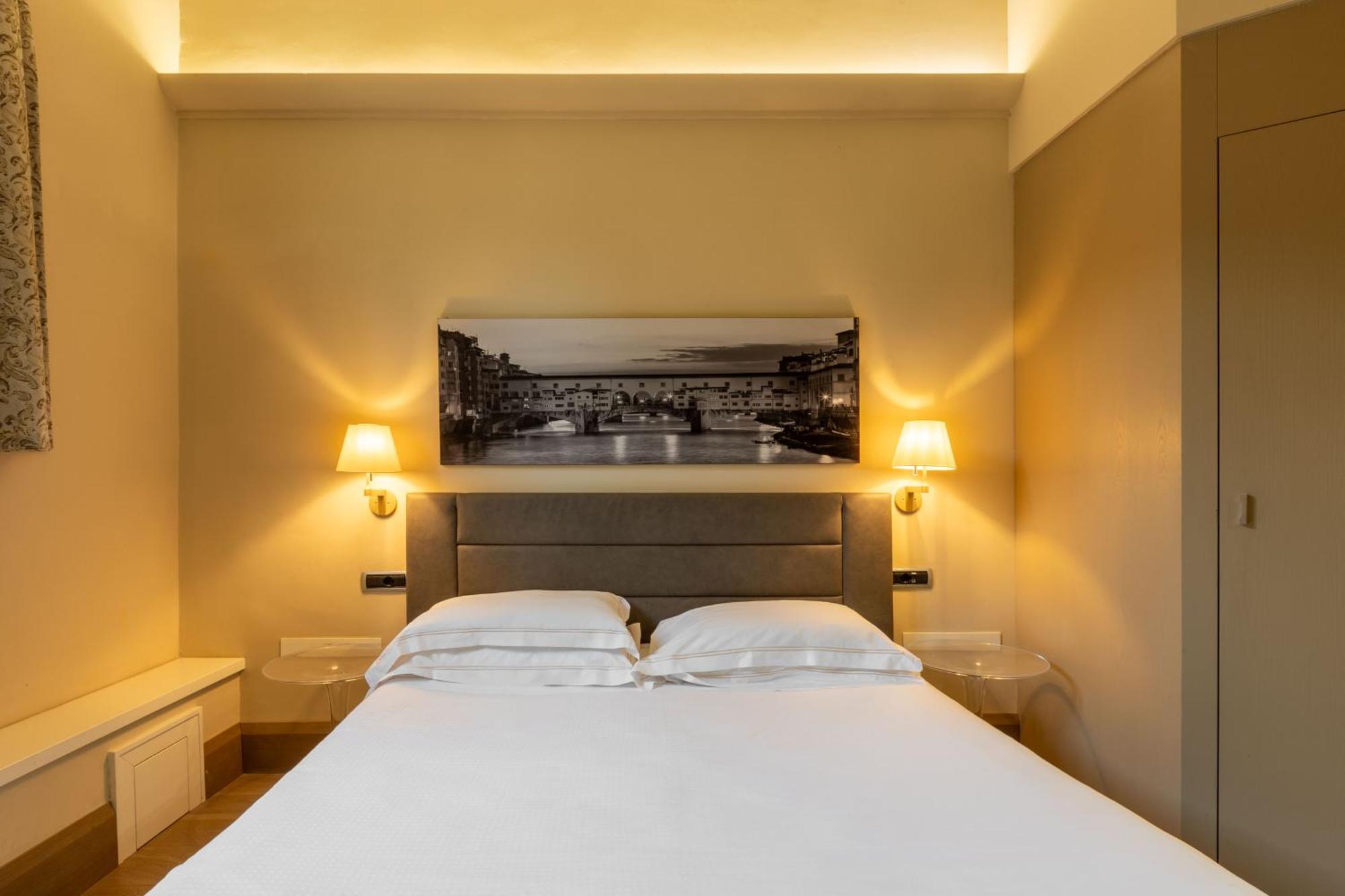Relais Hotel Centrale "Dimora Storica" Флоренция Экстерьер фото