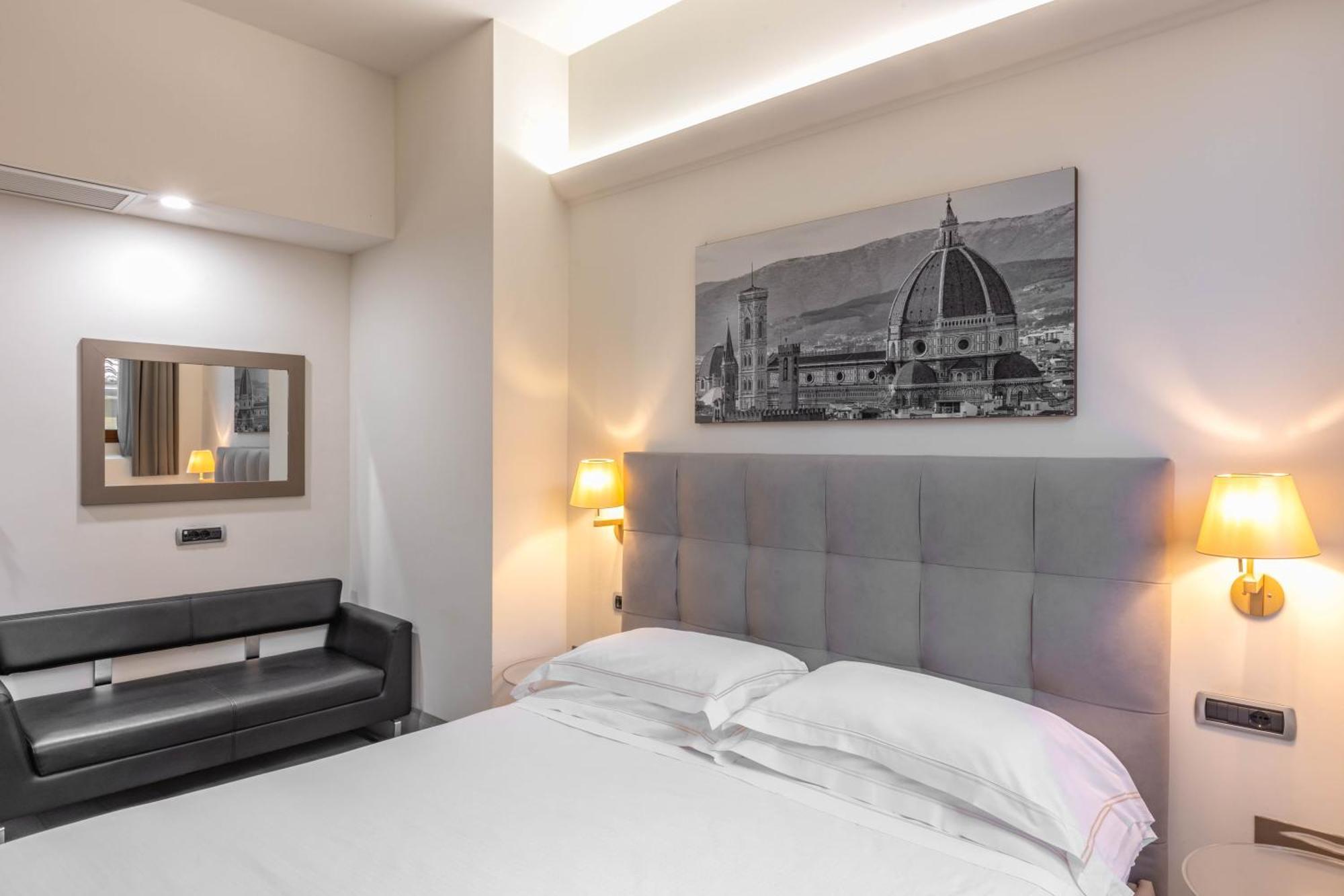 Relais Hotel Centrale "Dimora Storica" Флоренция Экстерьер фото