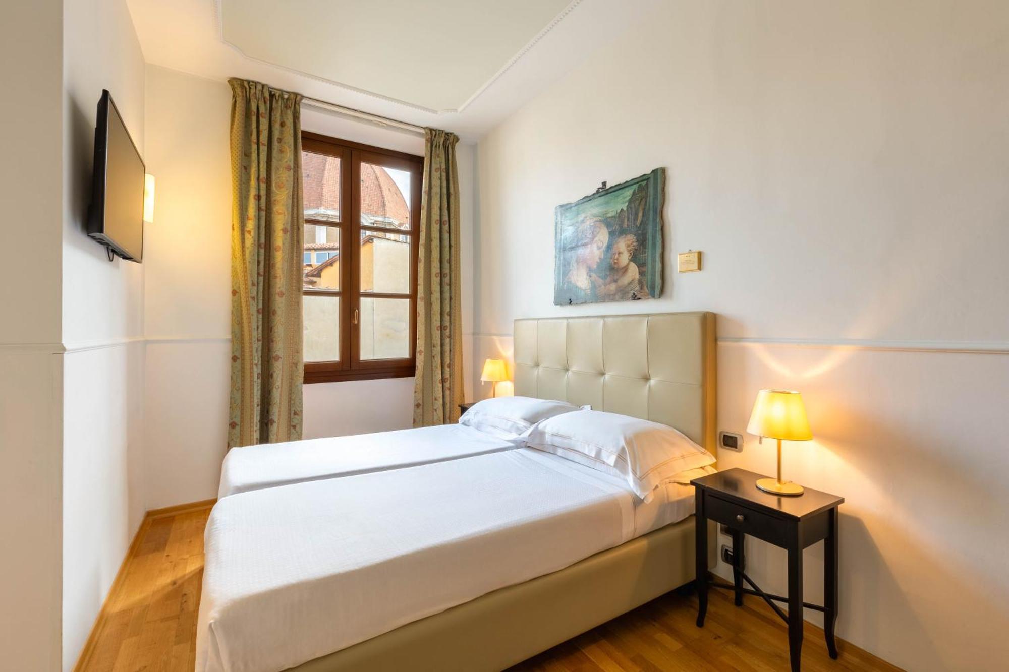 Relais Hotel Centrale "Dimora Storica" Флоренция Экстерьер фото