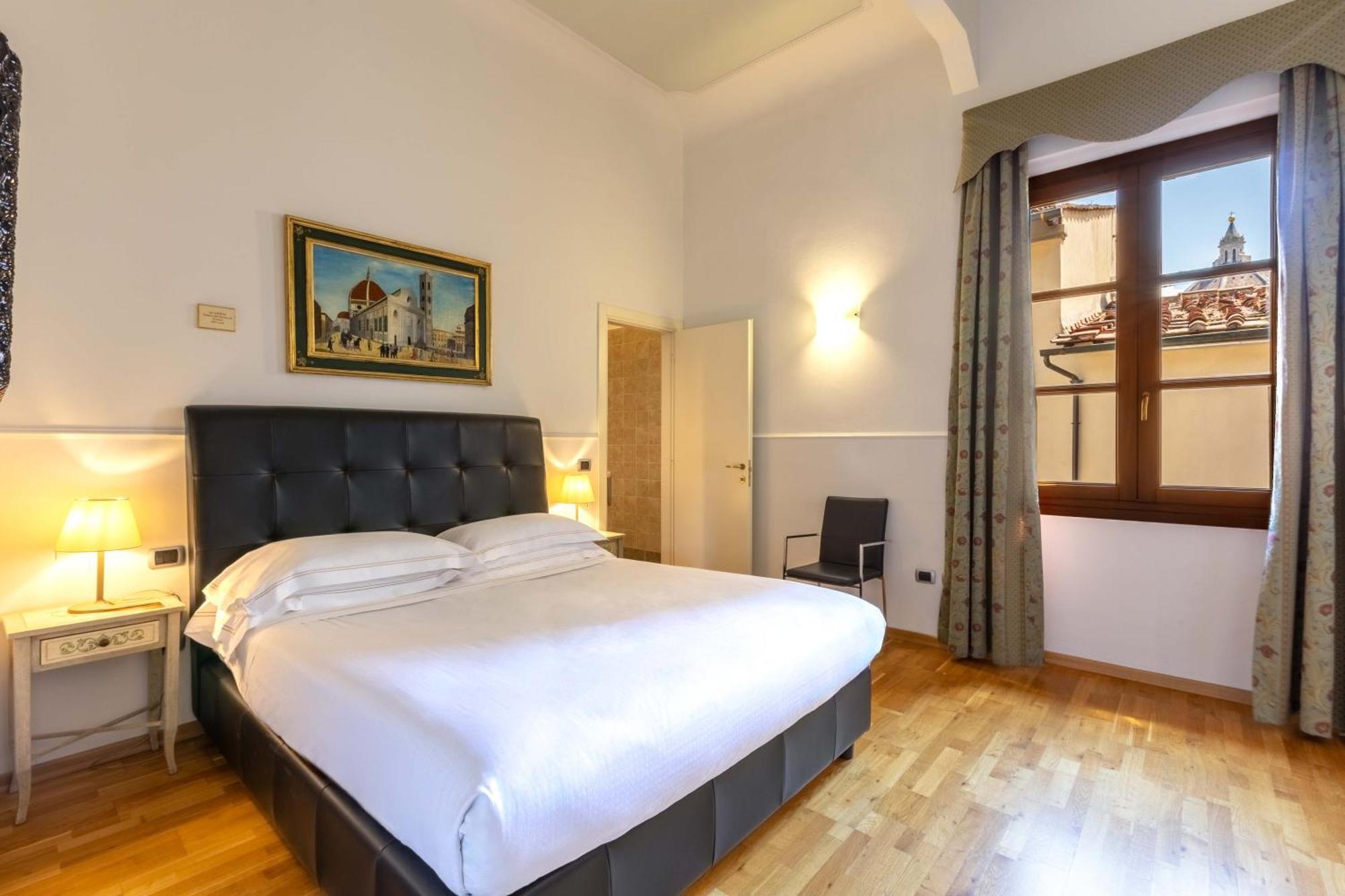 Relais Hotel Centrale "Dimora Storica" Флоренция Экстерьер фото