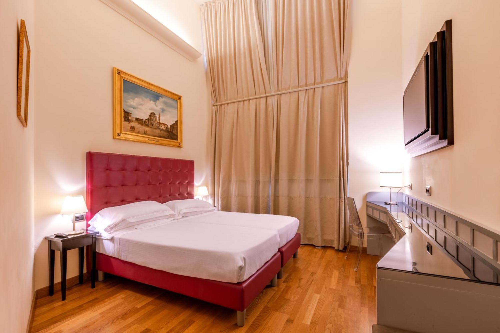 Relais Hotel Centrale "Dimora Storica" Флоренция Экстерьер фото