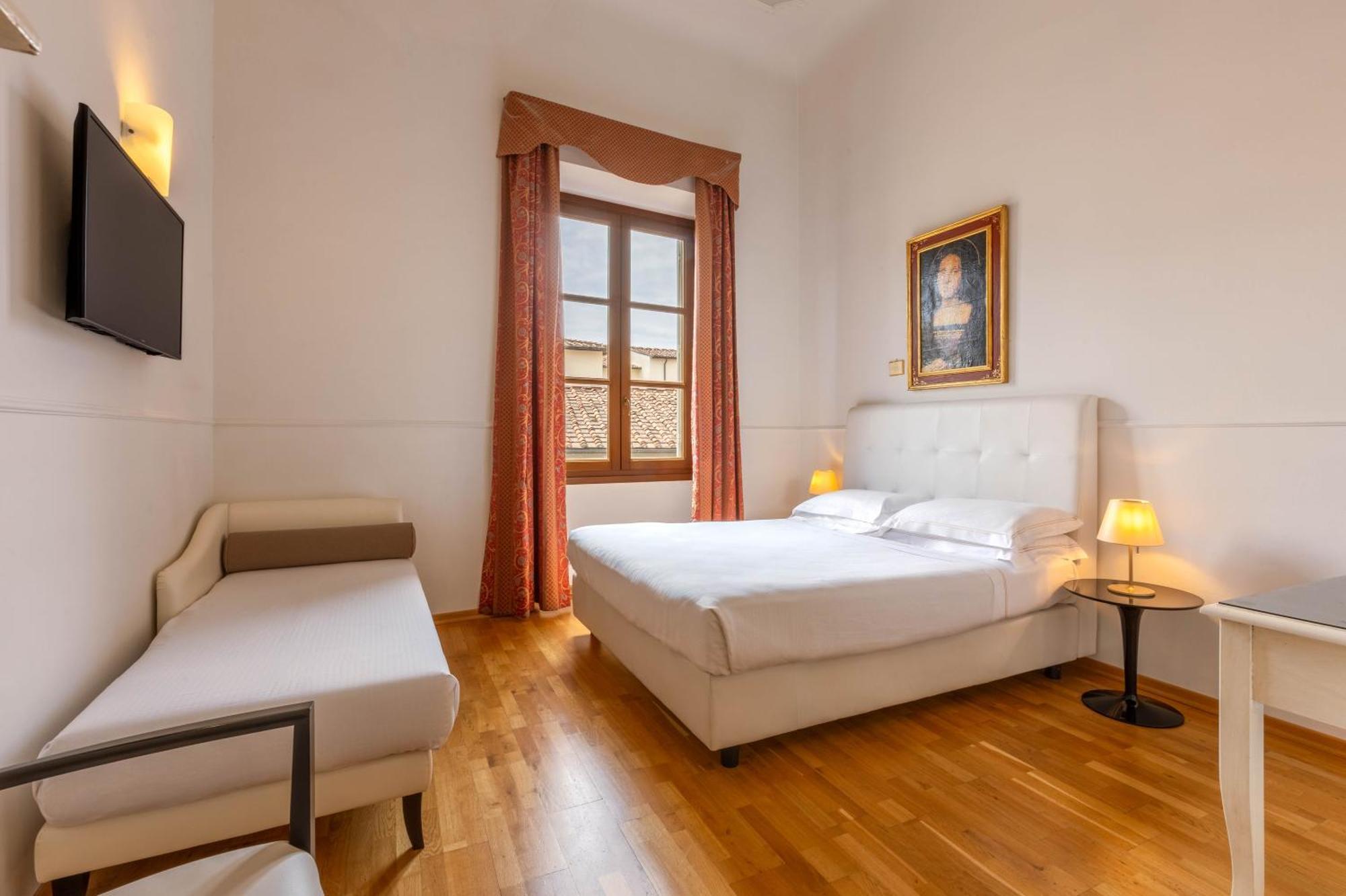 Relais Hotel Centrale "Dimora Storica" Флоренция Экстерьер фото