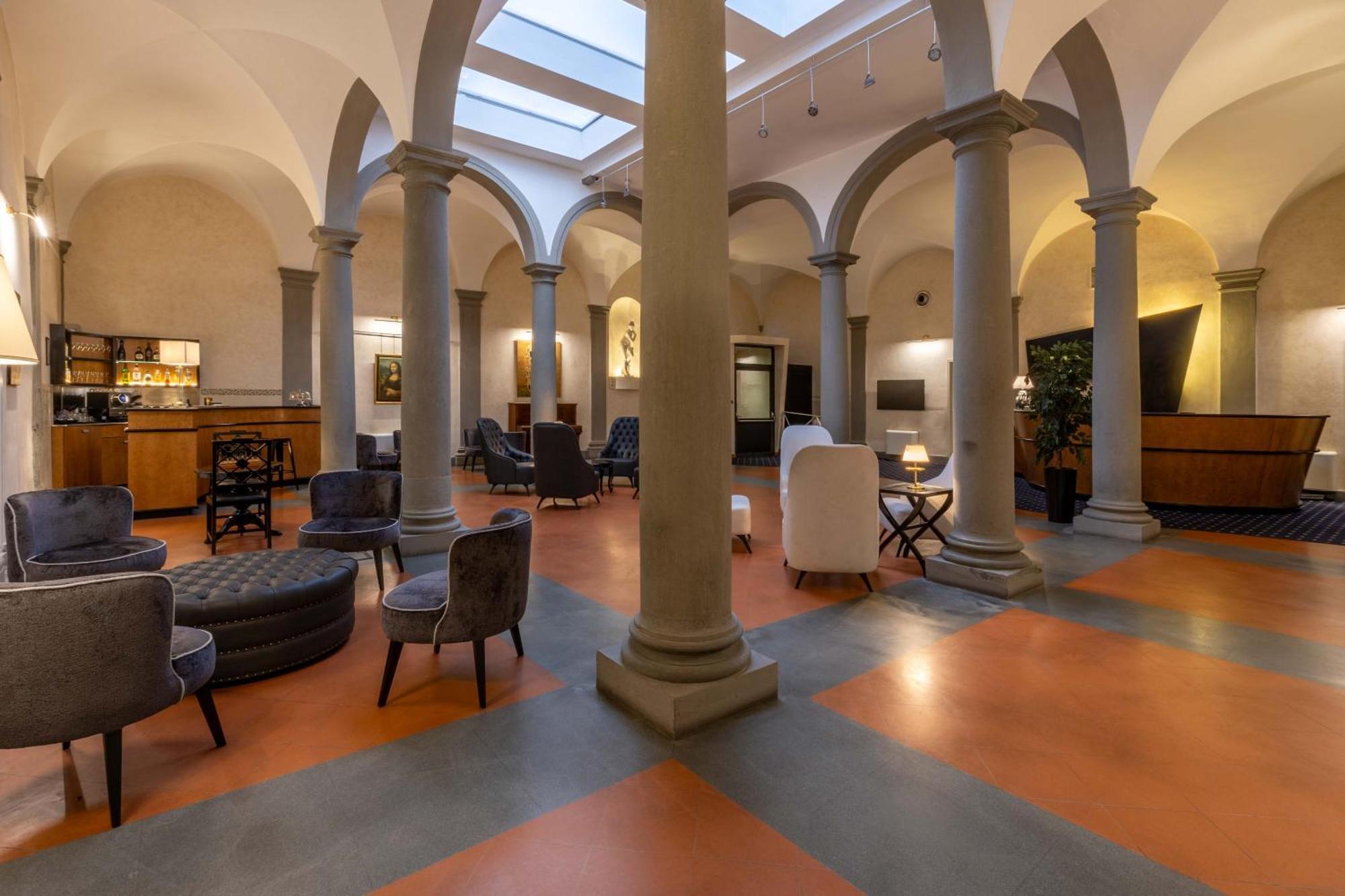 Relais Hotel Centrale "Dimora Storica" Флоренция Экстерьер фото
